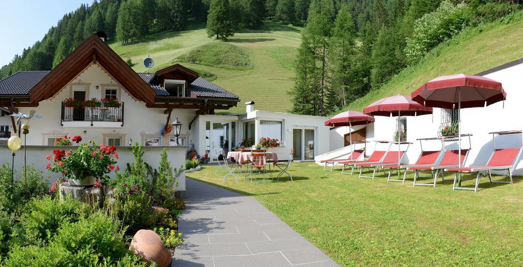 B&B Appartments Cudlea Selva di Val Gardena Exteriör bild